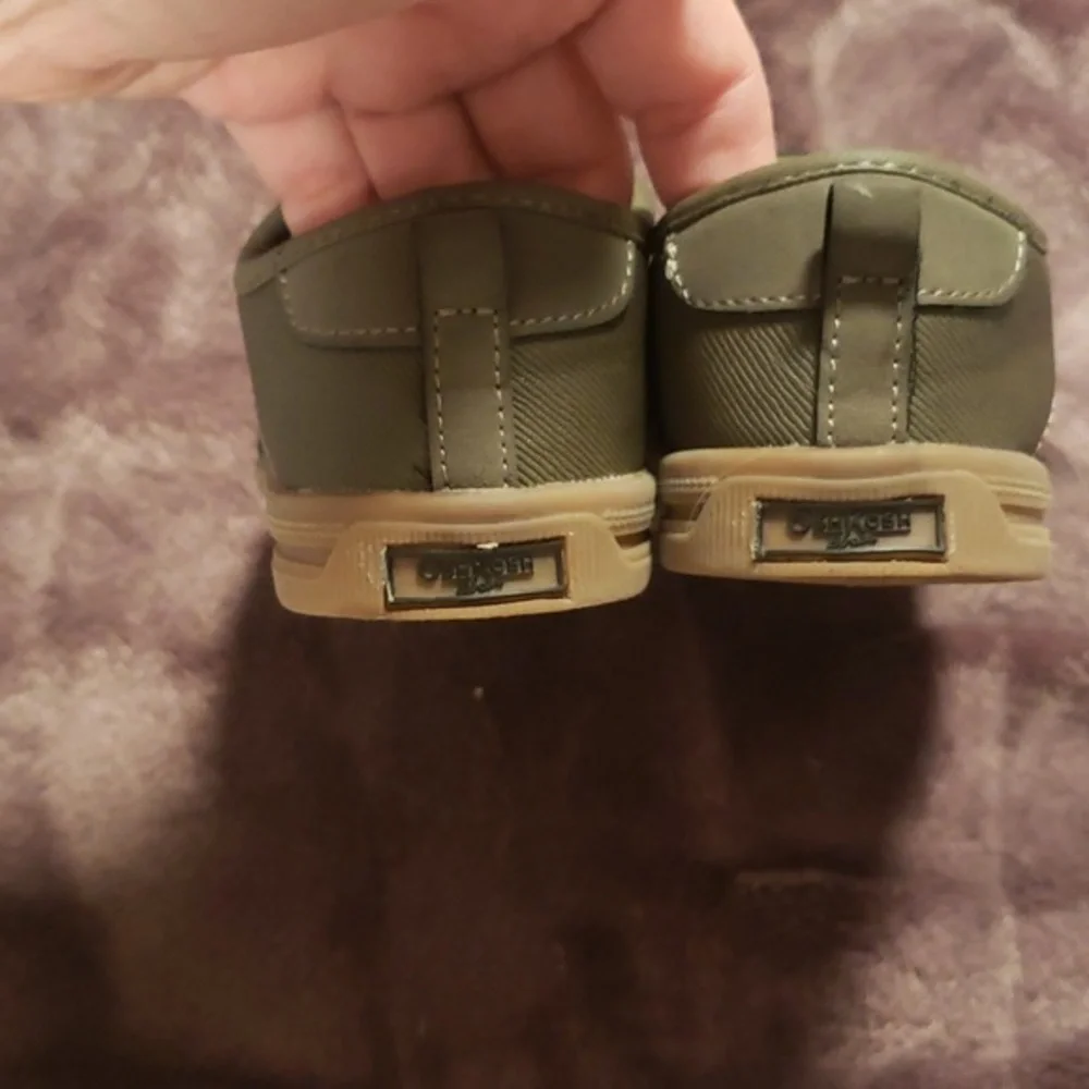 Boys OshKosh‎ shoes